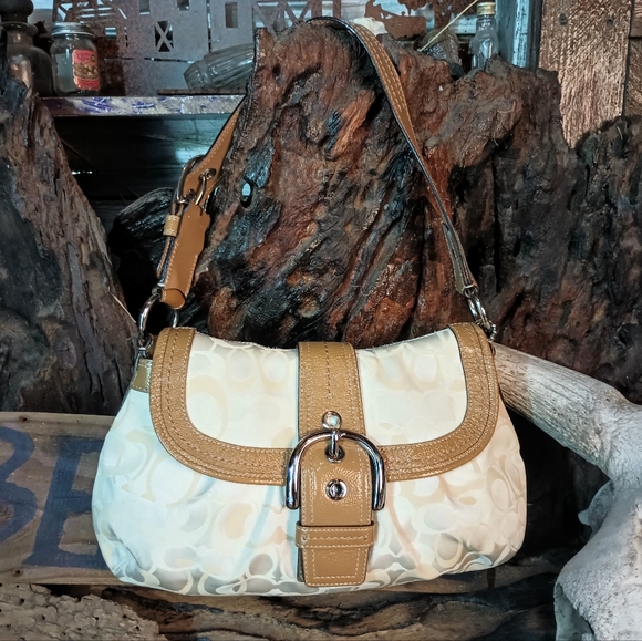 Coach Handbags - Coach hobo / shoulder bag F15679